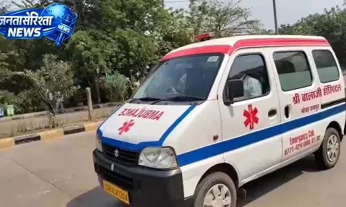 रायपुर में ग्रीन कॉरिडोर से किडनी ट्रांसप्लांट के लिए एम्बुलेंस 15 मिनट में पहुंची अस्पताल रायपुर में ग्रीन कॉरिडोर से किडनी ट्रांसप्लांट के लिए एम्बुलेंस 15 मिनट में पहुंची अस्पताल