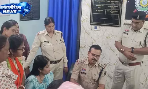 बस्तर में कांग्रेस नेता पर आपत्तिजनक टिप्पणी का आरोप, भाजपा महिलाओं ने दर्ज कराई शिकायत बस्तर में कांग्रेस नेता पर आपत्तिजनक टिप्पणी का आरोप, भाजपा महिलाओं ने दर्ज कराई शिकायत