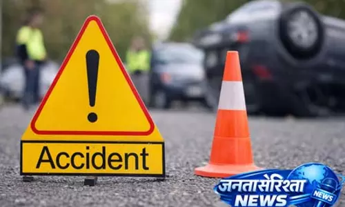 गुजरात: सड़क दुर्घटना के बाद हिंसा भड़की, हत्या और आगजनी, 20 गिरफ्तार गुजरात: सड़क दुर्घटना के बाद हिंसा भड़की, हत्या और आगजनी, 20 गिरफ्तार