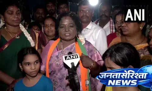 नारी शक्ति अधिनियम पर तमिलिसाई सुंदरराजन का हमला, DMK-कांग्रेस गठबंधन को घेरा नारी शक्ति अधिनियम पर तमिलिसाई सुंदरराजन का हमला, DMK-कांग्रेस गठबंधन को घेरा