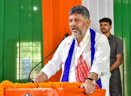 कांग्रेस विधायक विनय कुलकर्णी की दोषसिद्धि के पीछे भाजपा की साजिश: डीके शिवकुमार कांग्रेस विधायक विनय कुलकर्णी की दोषसिद्धि के पीछे भाजपा की साजिश: डीके शिवकुमार