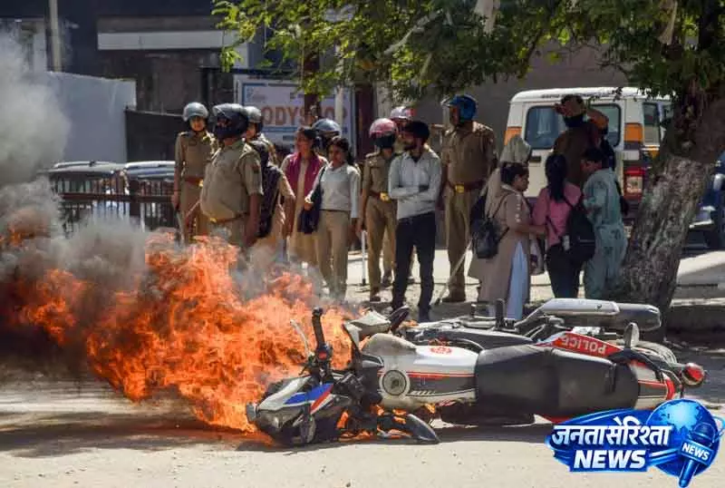 डिजिटल तोड़फोड़ की आशंका, मानेसर और Noida में अलर्ट डिजिटल तोड़फोड़ की आशंका, मानेसर और Noida में अलर्ट