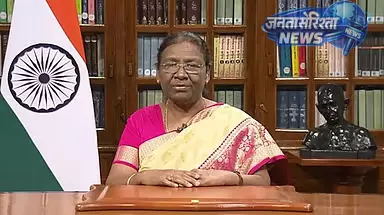 वालपराई में वैन पलटने से 9 लोगों की मौत: President ने शोक जताया वालपराई में वैन पलटने से 9 लोगों की मौत: President ने शोक जताया