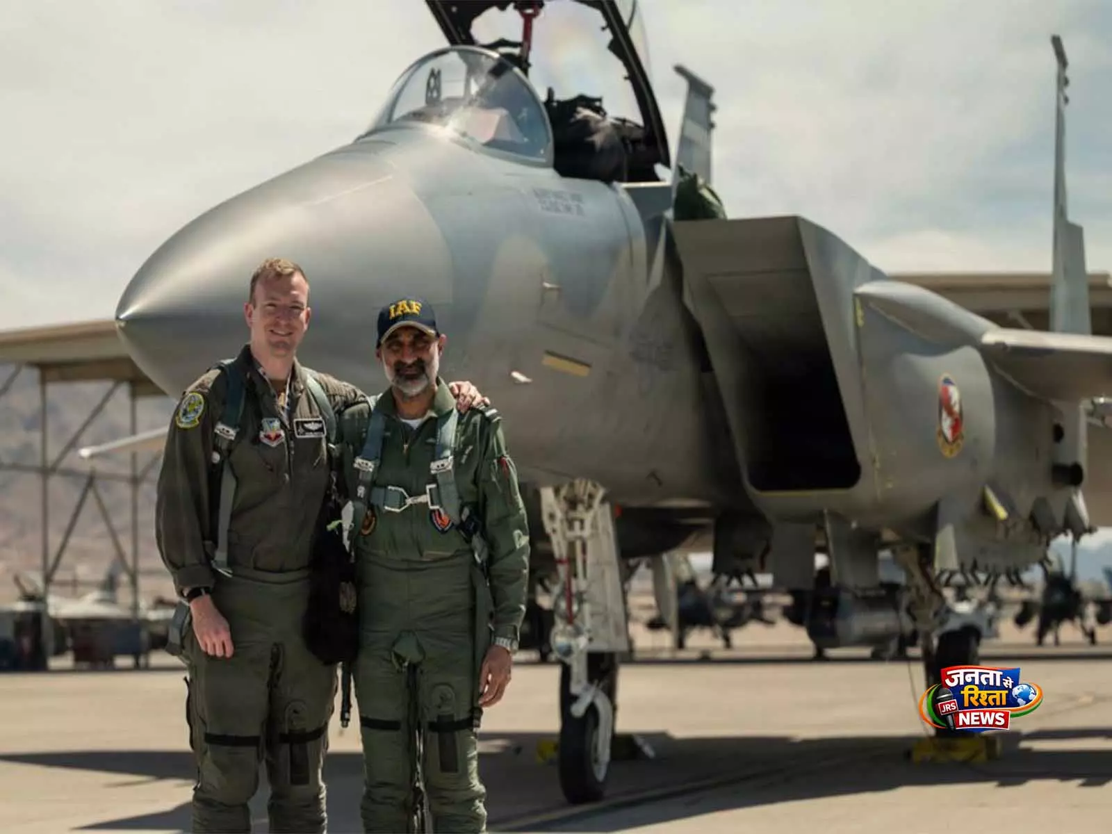 IAF प्रमुख एयर चीफ मार्शल AP सिंह ने नेलिस एयर फ़ोर्स बेस के दौरे के दौरान USAF F15EX सॉर्टी की IAF प्रमुख एयर चीफ मार्शल AP सिंह ने नेलिस एयर फ़ोर्स बेस के दौरे के दौरान USAF F15EX सॉर्टी की