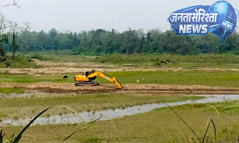 Assam : बजाली में पाहुमारा नदी किनारे अवैध मिट्टी खनन से पर्यावरण चिंता बढ़ी Assam : बजाली में पाहुमारा नदी किनारे अवैध मिट्टी खनन से पर्यावरण चिंता बढ़ी