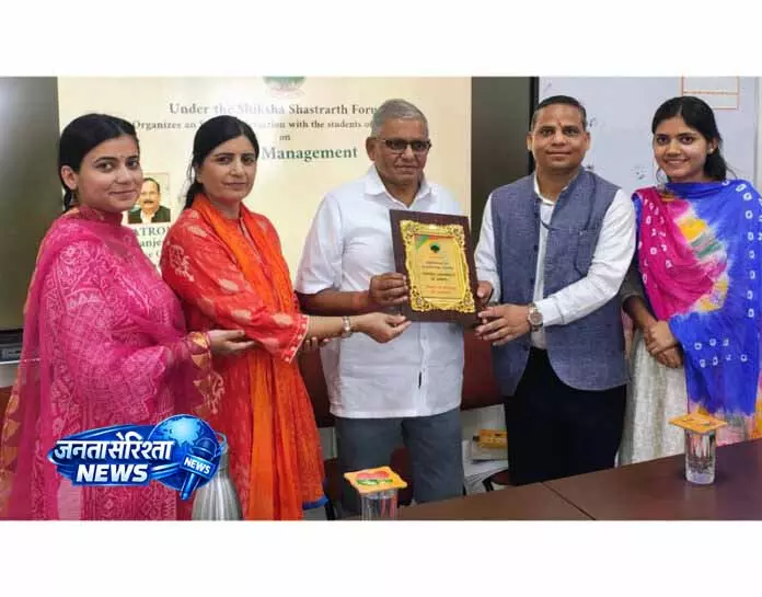 CUJ पहल, छात्रों के लिए तनाव प्रबंधन सत्र CUJ पहल, छात्रों के लिए तनाव प्रबंधन सत्र