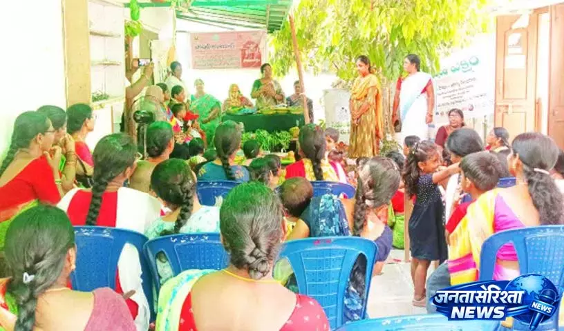 नलगोंडा Welfare Officer ने आंगनवाड़ियों से 6 महीने से 2 साल के बच्चों की ग्रोथ पर नज़र रखने की अपील नलगोंडा Welfare Officer ने आंगनवाड़ियों से 6 महीने से 2 साल के बच्चों की ग्रोथ पर नज़र रखने की अपील