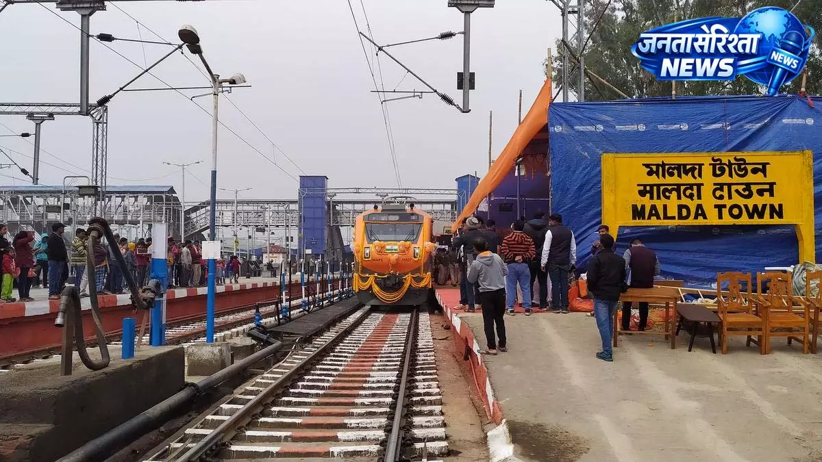 समर स्पेशल ट्रेन में राहत, इतवारी–मालदा टाउन एक्सप्रेस में 2 अतिरिक्त कोच जोड़े जाएंगे समर स्पेशल ट्रेन में राहत, इतवारी–मालदा टाउन एक्सप्रेस में 2 अतिरिक्त कोच जोड़े जाएंगे