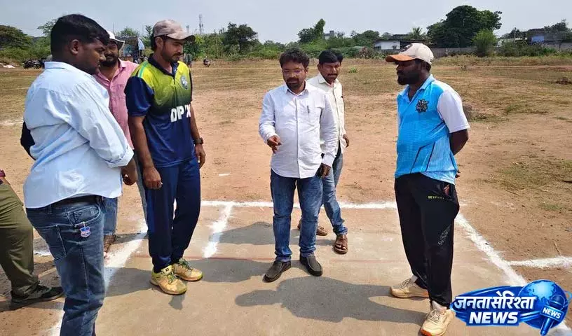 ओल्ड पलवंचा में विधानसभा स्तर का cricket टूर्नामेंट शुरू ओल्ड पलवंचा में विधानसभा स्तर का cricket टूर्नामेंट शुरू
