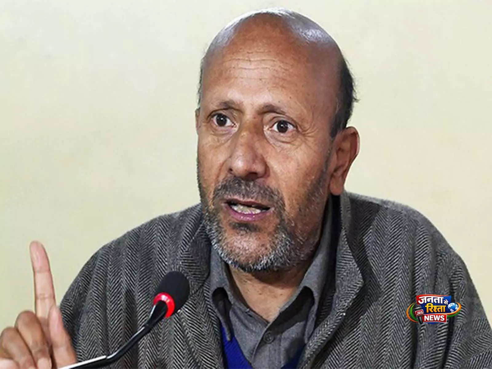 Baramulla के सांसद इंजीनियर राशिद ने अपने बीमार पिता से मिलने के लिए अंतरिम ज़मानत मांगी Baramulla के सांसद इंजीनियर राशिद ने अपने बीमार पिता से मिलने के लिए अंतरिम ज़मानत मांगी