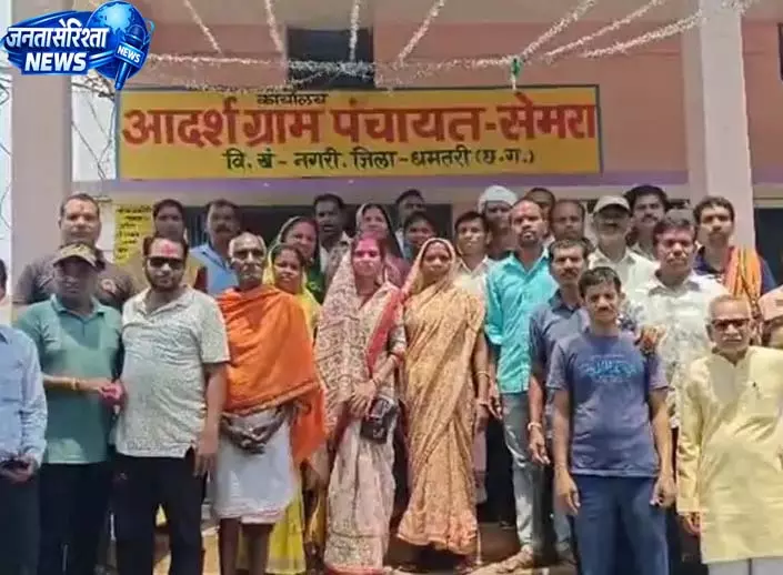 अविश्वास प्रस्ताव के बाद सरपंच कविता ध्रुव ने बचाई कुर्सी, 6 वोट मिले अविश्वास प्रस्ताव के बाद सरपंच कविता ध्रुव ने बचाई कुर्सी, 6 वोट मिले