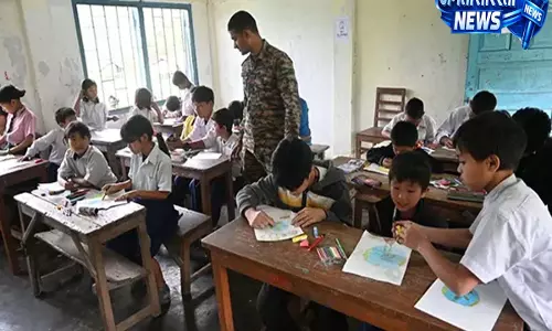 PASIGHAT: स्पीयरहेड गनर्स ने स्टूडेंट्स के साथ वर्ल्ड आर्ट डे मनाया