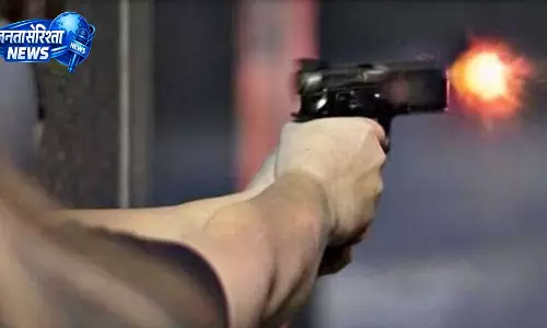 सुपरमार्केट में खून बहा, 5 लोगों की हत्या
