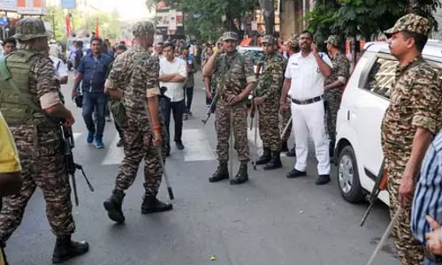 बंगाल चुनाव: पहले चरण के मतदान से पहले चुनाव आयोग ने पुलिस को सख्त निर्देश जारी किए