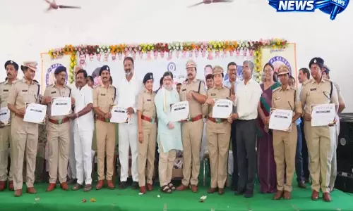 Hyderabad: महबूबनगर में अराइव अलाइव रोड सेफ्टी प्रोग्राम हुआ Hyderabad: महबूबनगर में अराइव अलाइव रोड सेफ्टी प्रोग्राम हुआ