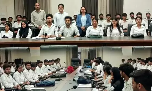Jammu: फ्रेंच वर्कशॉप से छात्रों को मिला नया अनुभव Jammu: फ्रेंच वर्कशॉप से छात्रों को मिला नया अनुभव