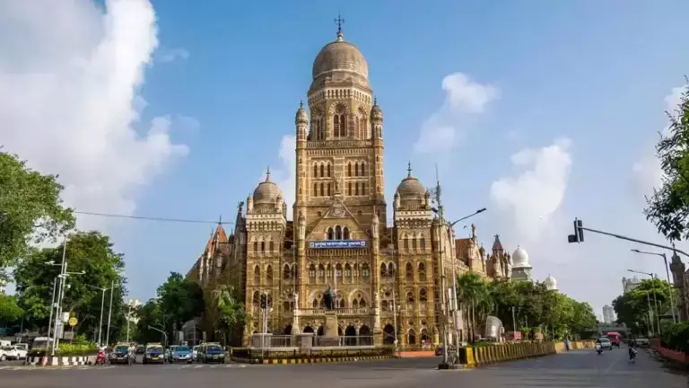 Mumbai: प्रॉपर्टी टैक्स वसूली में मनपा की बड़ी उपलब्धि Mumbai: प्रॉपर्टी टैक्स वसूली में मनपा की बड़ी उपलब्धि