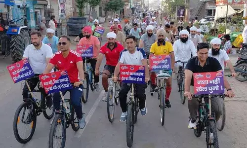 Sirsa पुलिस ने नशा मुक्त समाज के लिए साइक्लोथॉन चलाया