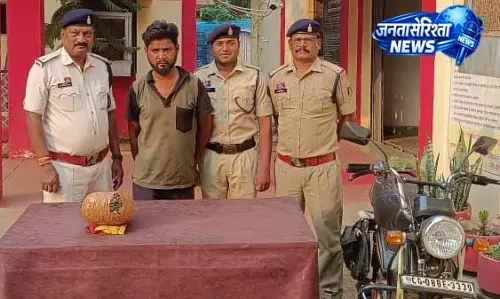 TVS की डिक्की से गांजा जब्त, गिरफ्तार युवक खैरागढ़ इलाके में करता था सप्लाई