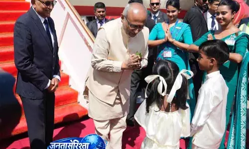 उपराष्ट्रपति सीपी राधाकृष्णन पद संभालने के बाद पहली विदेश यात्रा पर Sri Lanka पहुंचे