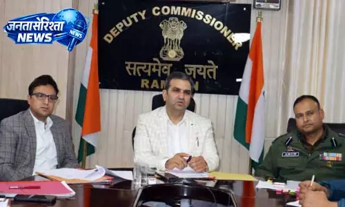 नशा मुक्त समाज हेतु Ramban में अधिकारियों का नागरिकों से संवाद नशा मुक्त समाज हेतु Ramban में अधिकारियों का नागरिकों से संवाद