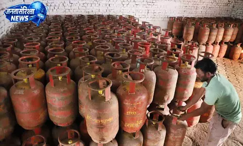 Phagwara: ईस्टवुड में गैस रिसाव पर त्वरित कार्रवाई, हादसा टलने से बचा Phagwara: ईस्टवुड में गैस रिसाव पर त्वरित कार्रवाई, हादसा टलने से बचा