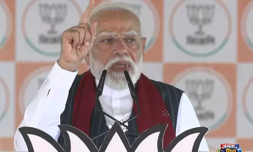 PM मोदी ने पुरुलिया रैली में TMC पर लगाया जमीन कब्ज़े का आरोप