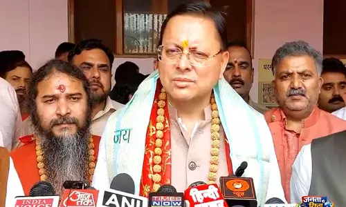 उत्तराखंड के CM ने महिलाओं के लिए आरक्षण रोकने पर विपक्ष को महिला-विरोधी करार दिया