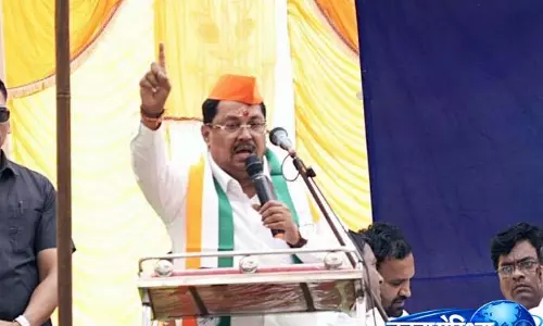 विजय वडेट्टीवार सवाल: क्या RSS की अगली प्रमुख महिला होंगी? विजय वडेट्टीवार सवाल: क्या RSS की अगली प्रमुख महिला होंगी?