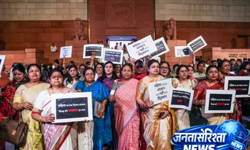 एनडीए नेताओं का दावा, महिलाओं के आरक्षण के खिलाफ विपक्ष