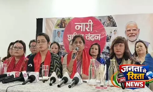 BJP नेता ने की महिला आरक्षण बिल पर विपक्ष की आलोचना BJP नेता ने की महिला आरक्षण बिल पर विपक्ष की आलोचना