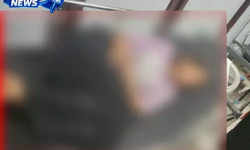 रायपुर में नाबालिग बच्ची को सड़क पर बेरहमी से पीटा, आरोपी गिरफ्तार रायपुर में नाबालिग बच्ची को सड़क पर बेरहमी से पीटा, आरोपी गिरफ्तार
