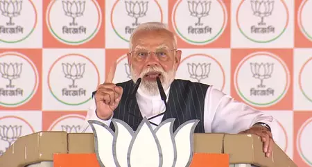 टीएमसी का भय-काल जाने वाला है, भाजपा के भरोसे का सेवा काल आने वाला है: पीएम मोदी टीएमसी का भय-काल जाने वाला है, भाजपा के भरोसे का सेवा काल आने वाला है: पीएम मोदी
