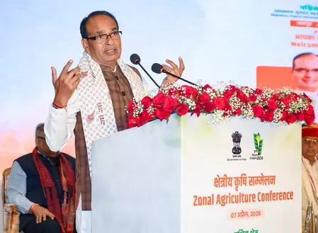 मनरेगा: केंद्र सरकार ने राज्यों और केंद्र शासित प्रदेशों को 17,744 करोड़ रुपये जारी किए मनरेगा: केंद्र सरकार ने राज्यों और केंद्र शासित प्रदेशों को 17,744 करोड़ रुपये जारी किए