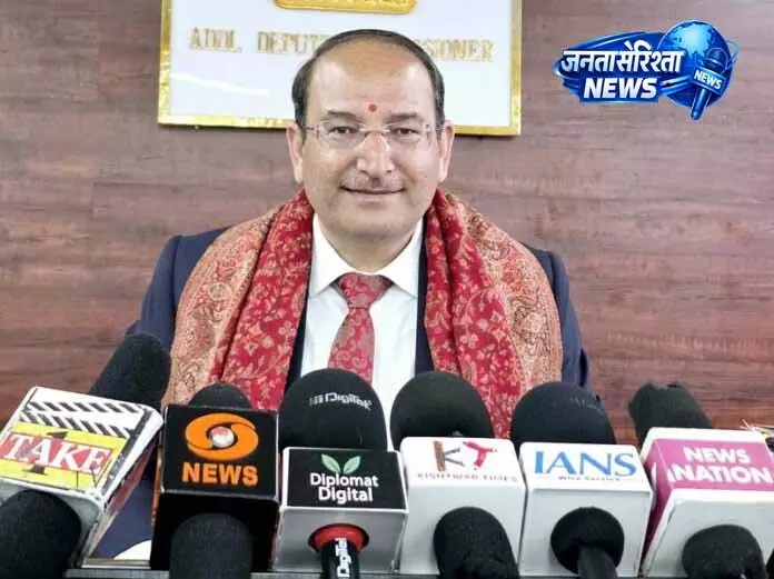 सुरक्षित यात्रा के लिए ADC ने किए कई इंतजाम सुरक्षित यात्रा के लिए ADC ने किए कई इंतजाम