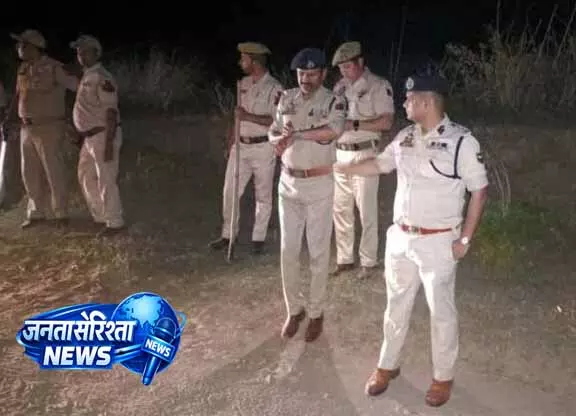 SSP साम्बा ने पुलिस स्टेशन के कामकाज का लिया जायजा SSP साम्बा ने पुलिस स्टेशन के कामकाज का लिया जायजा