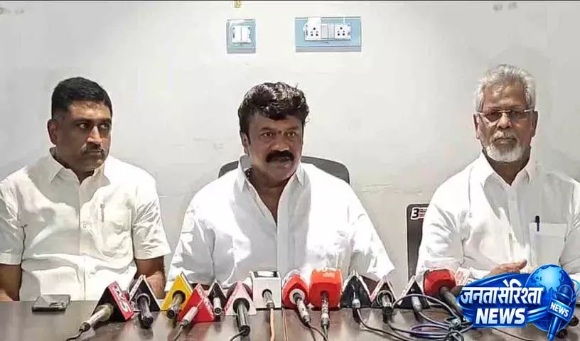 KCR के बाहर आने से लोग घबरा रहे हैं: पूर्व मंत्री तलसानी श्रीनिवास यादव KCR के बाहर आने से लोग घबरा रहे हैं: पूर्व मंत्री तलसानी श्रीनिवास यादव
