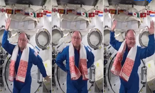 NASA के अंतरिक्ष यात्री का स्पेस में बिहू डांस का 22 साल पुराना वीडियो असम के CM हिमंत ने शेयर, Video