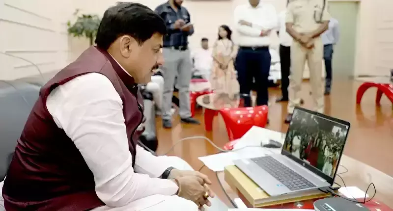Bhopal: सामूहिक विवाह सम्मेलन से जरूरतमंदों को राहत: सीएम यादव Bhopal: सामूहिक विवाह सम्मेलन से जरूरतमंदों को राहत: सीएम यादव
