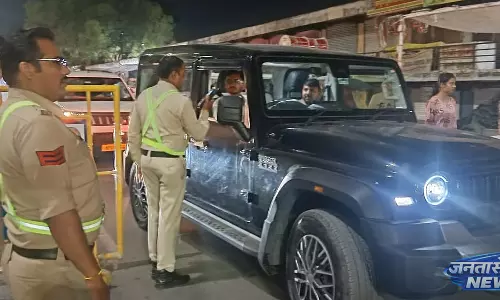 MP ; पुलिस का सख्त अभियान, सरप्राइज चेकिंग में 389 लोगों पर कार्रवाईc MP ; पुलिस का सख्त अभियान, सरप्राइज चेकिंग में 389 लोगों पर कार्रवाईc