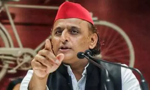 Lucknow: महिला आरक्षण पर पक्ष-विपक्ष में टकराव