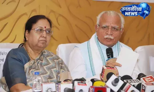 Manohar Lal Khattar ने विपक्ष की नीति पर उठाए सवाल