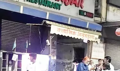 मिनी पाकिस्तान बनाने की पाल रखे है मुगालते, कुछ एहसान फरामोश गद्दार लोग मिनी पाकिस्तान बनाने की पाल रखे है मुगालते, कुछ एहसान फरामोश गद्दार लोग