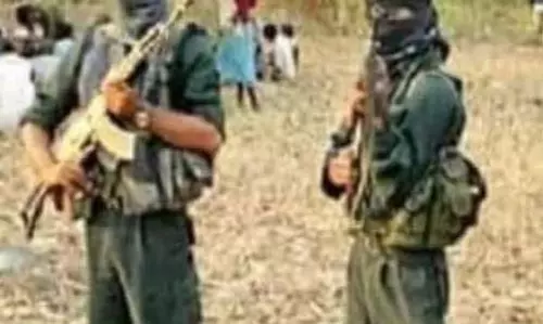 कांकेर में एक और नक्सली ने किया सरेंडर कांकेर में एक और नक्सली ने किया सरेंडर