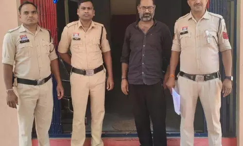 IPL सट्टा पर धमतरी पुलिस की तीसरी और बड़ी कार्यवाही, सटोरिया अरेस्ट IPL सट्टा पर धमतरी पुलिस की तीसरी और बड़ी कार्यवाही, सटोरिया अरेस्ट