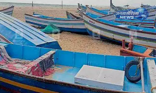 Kerala : गर्मियों में मछलियों की कमी और बढ़ गई, मछुआरे परेशान