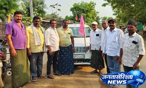 Gudurupadu BRS नेता जगित्याला जैत्रयात्रा के लिए रवाना