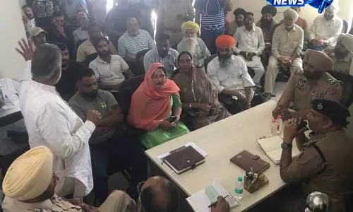 Bilga Awareness Meet में पुलिस ने कमेटियों से ड्रग्स के खिलाफ एक्शन लेने की अपील की Bilga Awareness Meet में पुलिस ने कमेटियों से ड्रग्स के खिलाफ एक्शन लेने की अपील की