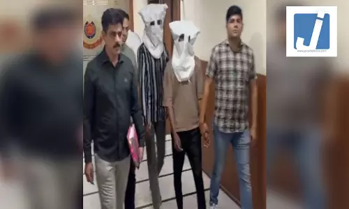 ऑनलाइन ट्रेडिंग का झांसा देकर ठगी करने वाले गिरोह का भंडाफोड़, दो युवक गिरफ्तार