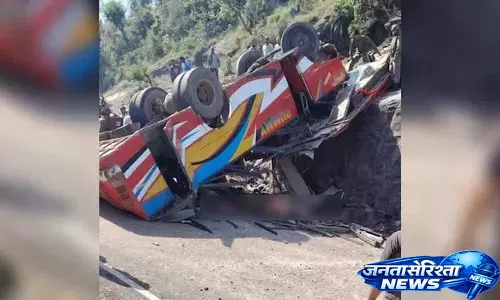 Udhampur बस हादसा: गाड़ी के घाटी में गिरने से 15 की मौत, कई घायल